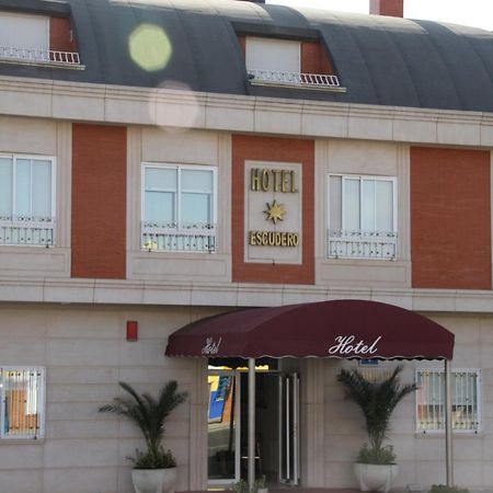 Hotel Escudero Ciudad Real Bagian luar foto