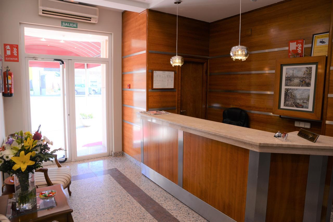 Hotel Escudero Ciudad Real Bagian luar foto