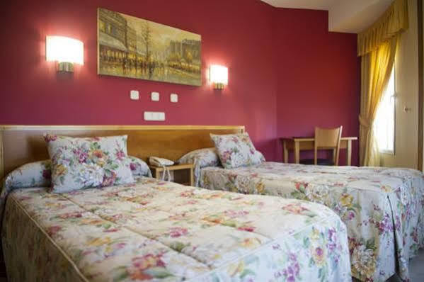 Hotel Escudero Ciudad Real Bagian luar foto