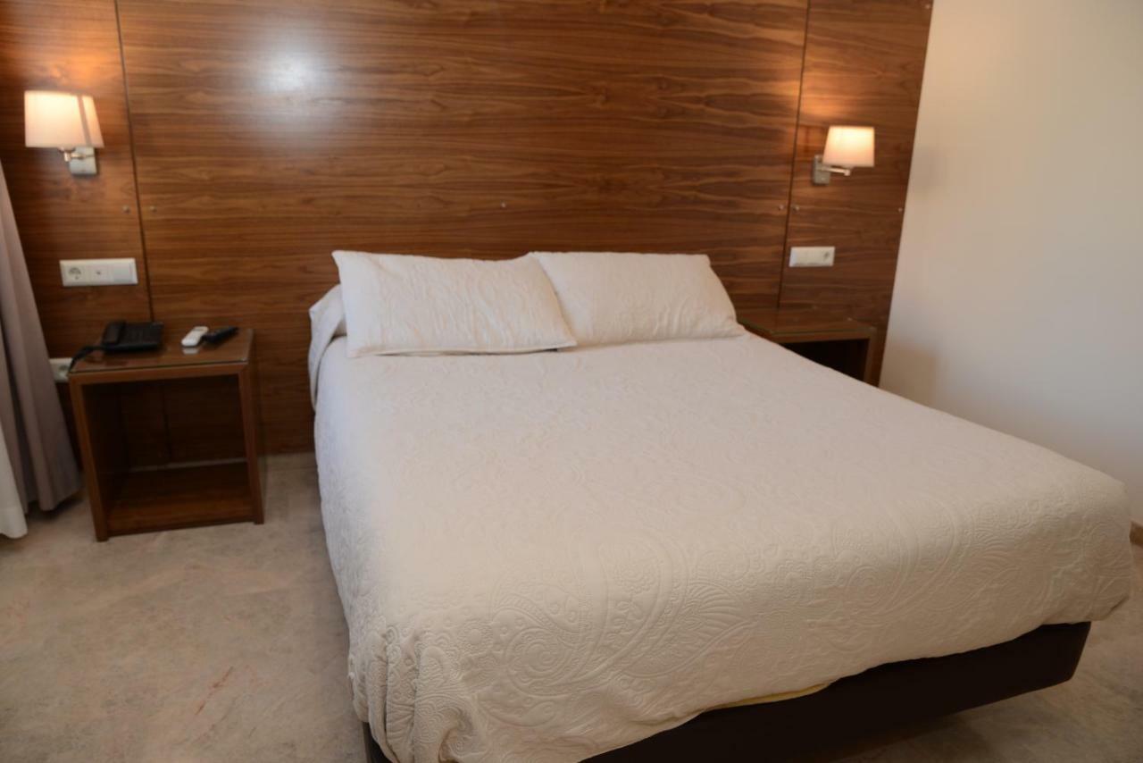 Hotel Escudero Ciudad Real Bagian luar foto